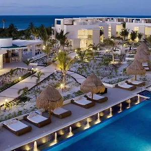 The Beloved (adults Only) ***** Cancún