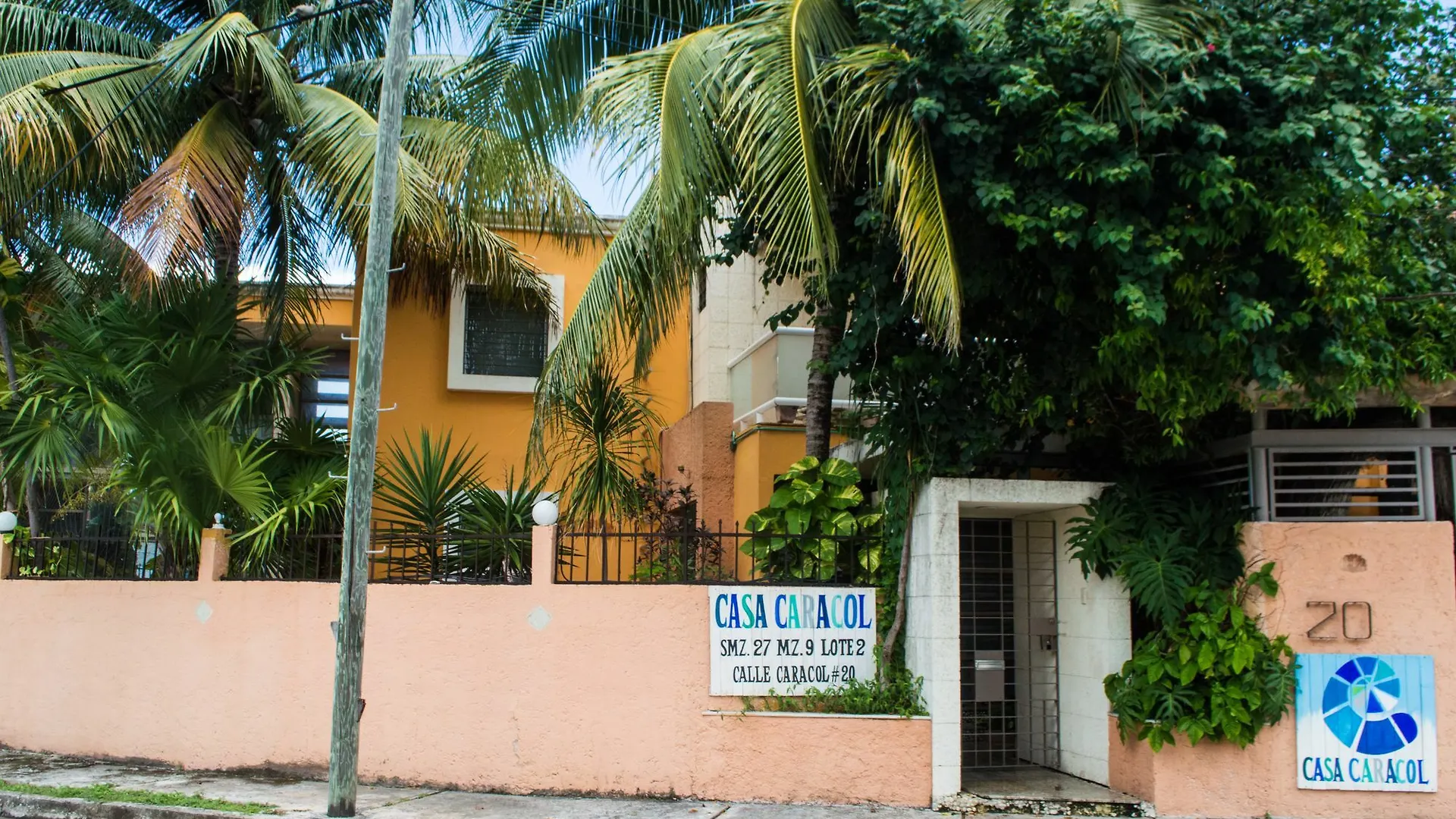 Casa Caracol - Hostel Cancun Hotel