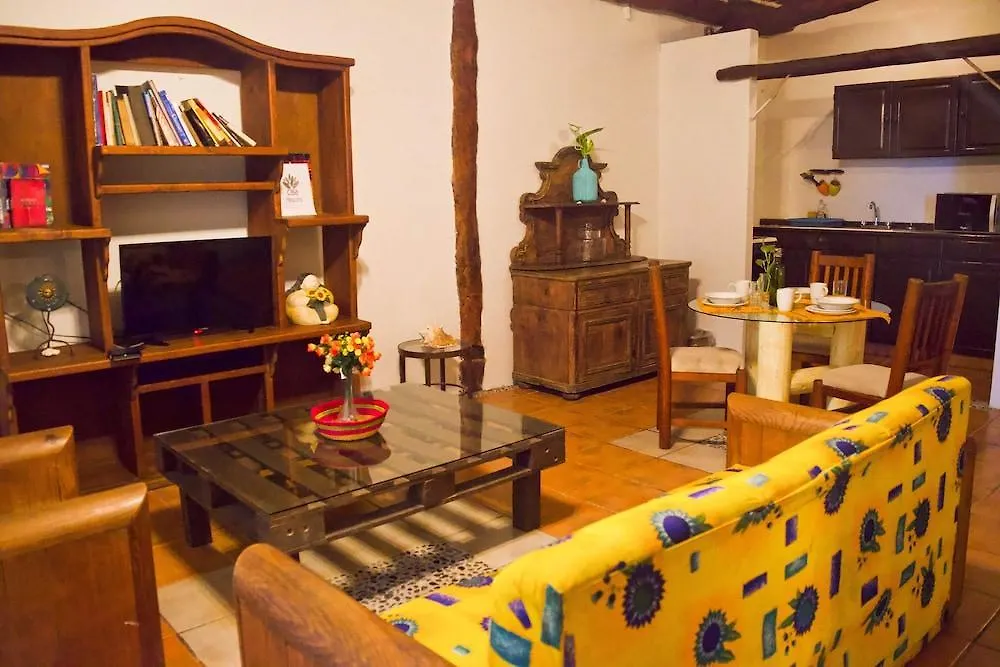 Casa Caracol - Hostel Cancun Hotel